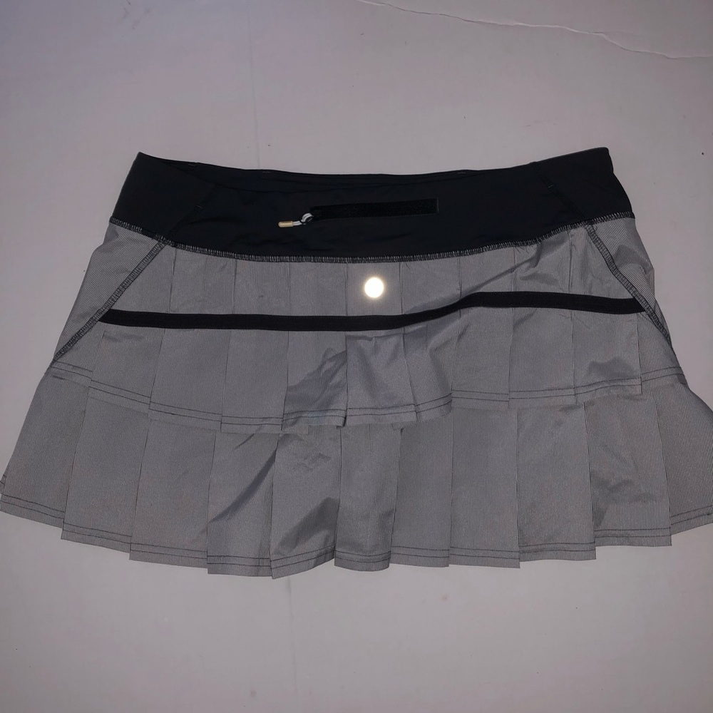 Lululemon athletica tennis skirt size 10